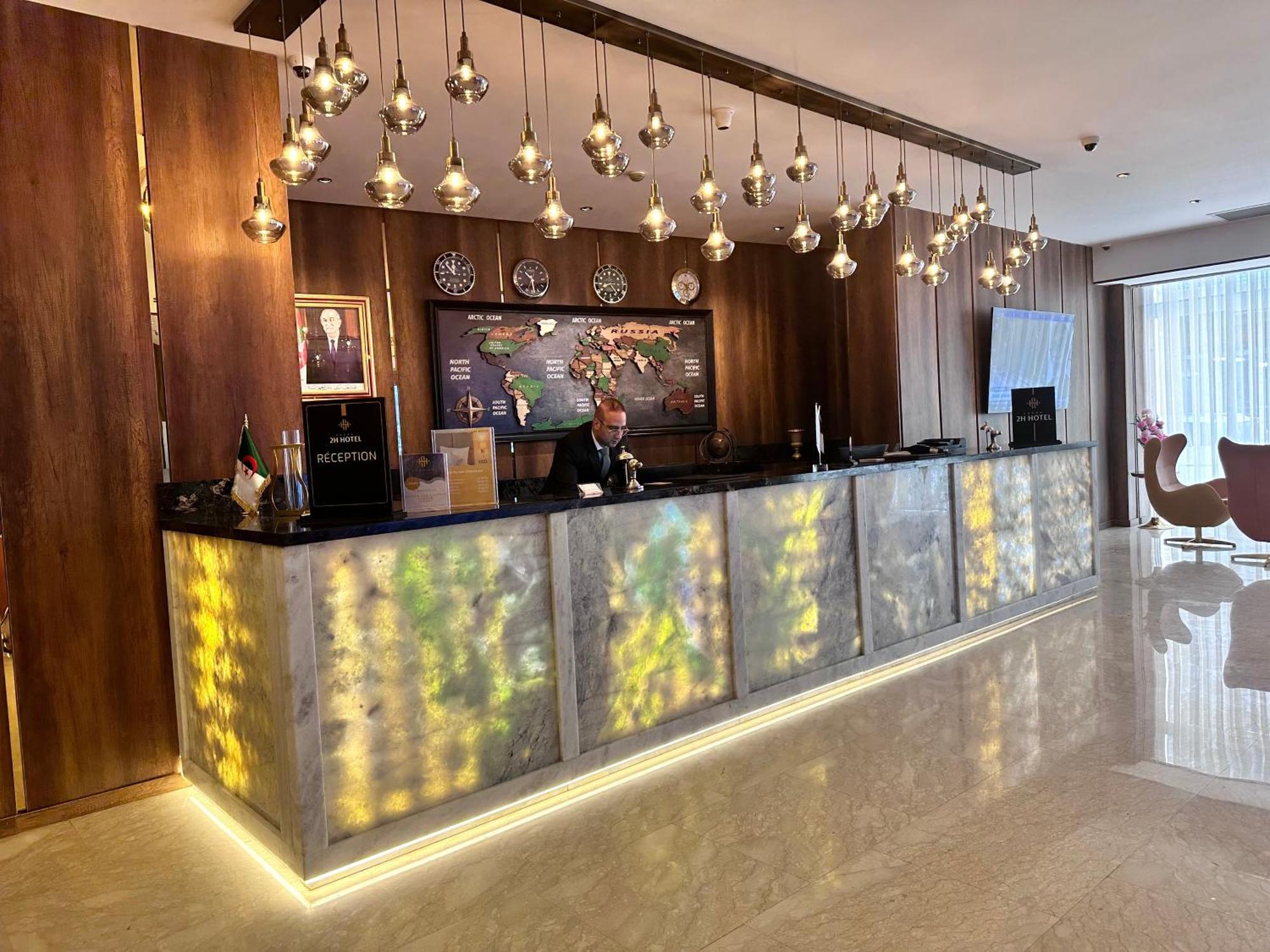2H Hotel Oran Exteriér fotografie