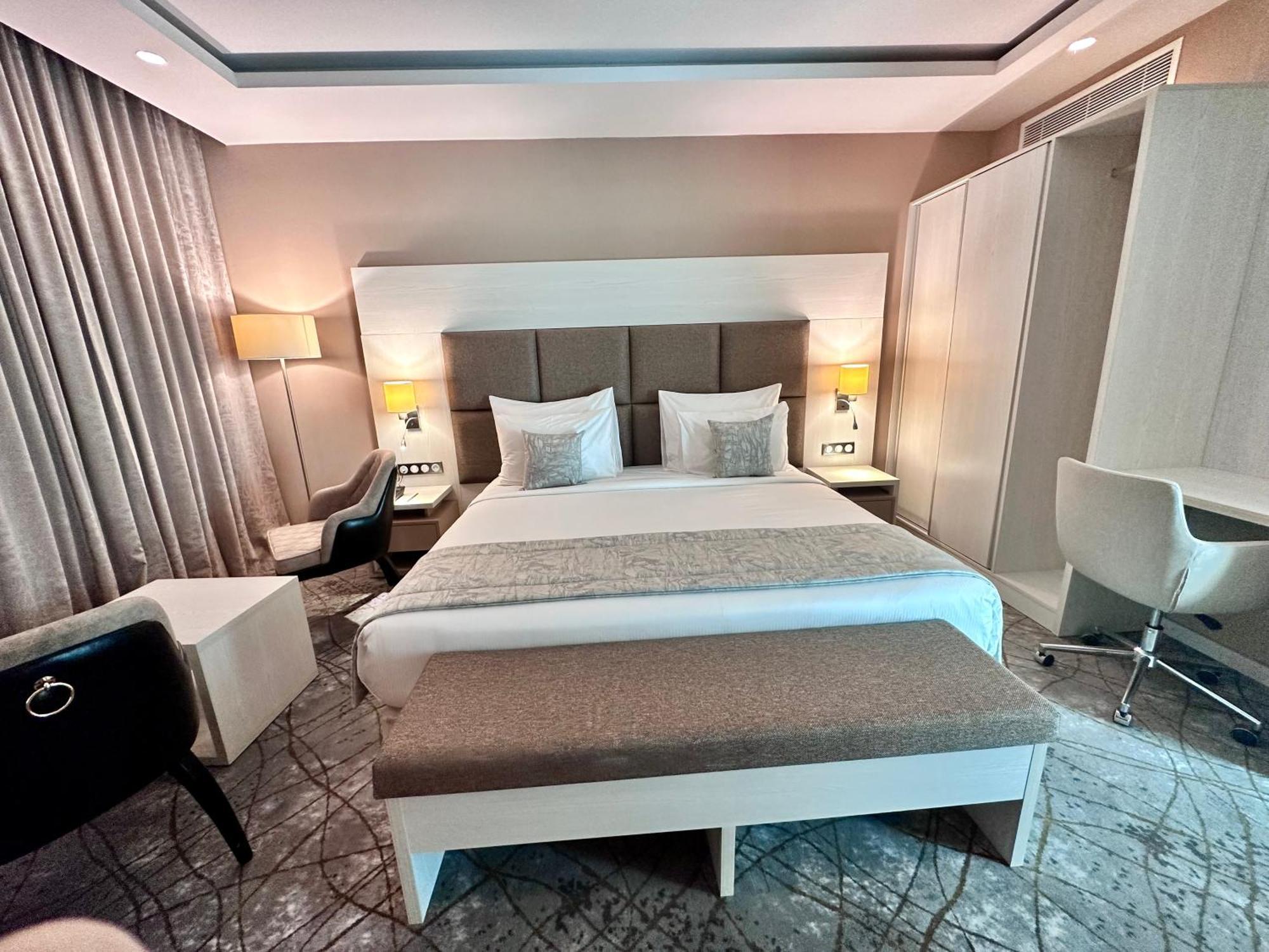 2H Hotel Oran Exteriér fotografie