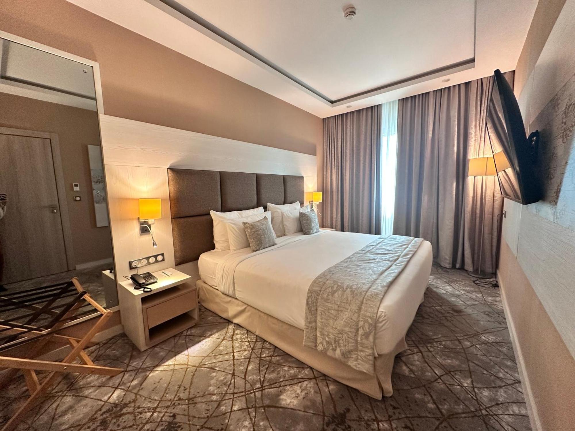 2H Hotel Oran Exteriér fotografie