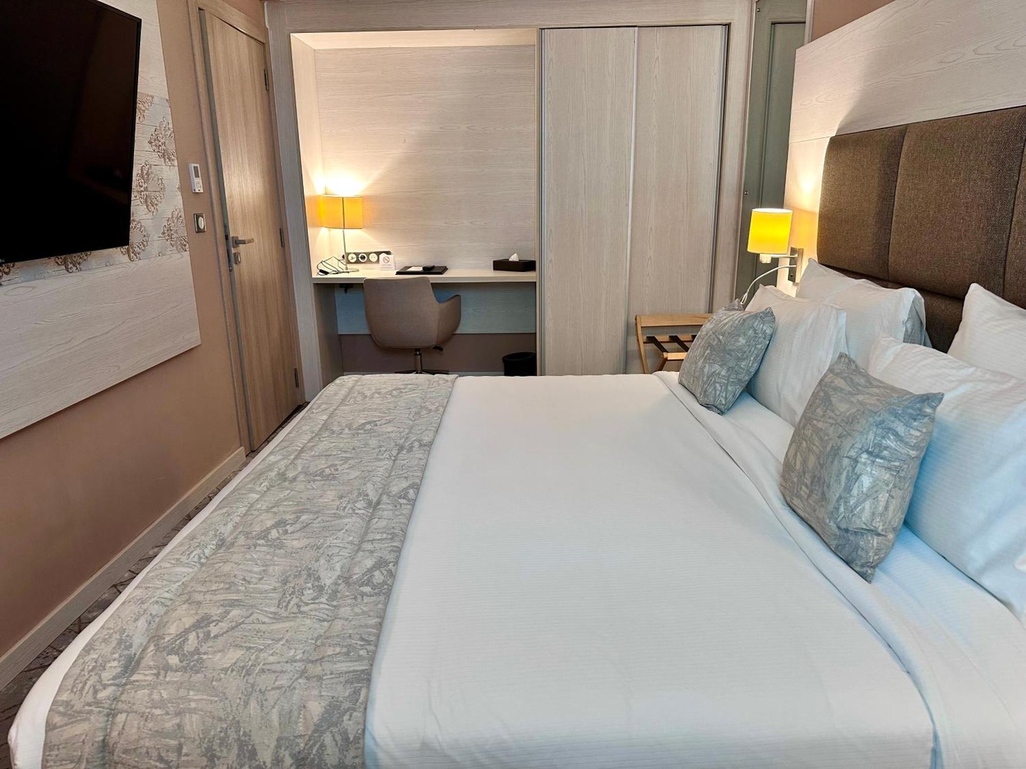2H Hotel Oran Exteriér fotografie